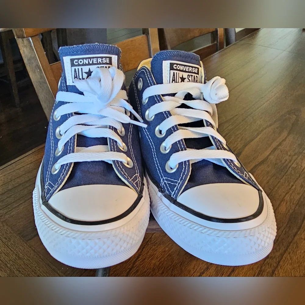 Converse Chuck Taylor Low Top Sneakers - Navy and White - Picture 7 of 8